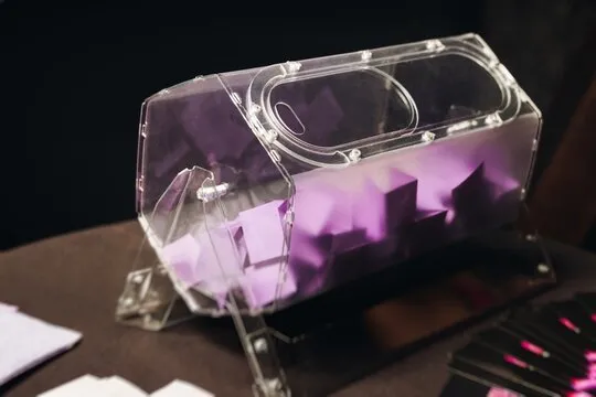 富强彩票APP界面展示